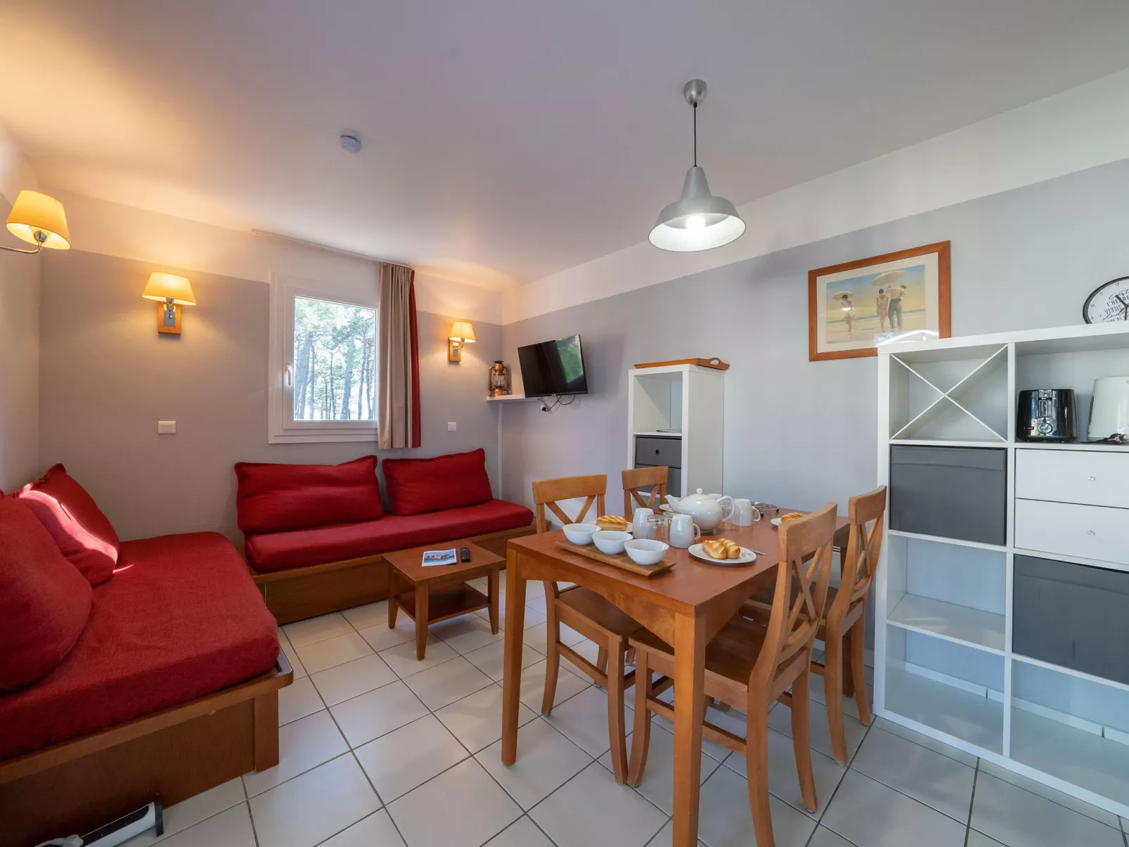 Les Grands Pins-Inside