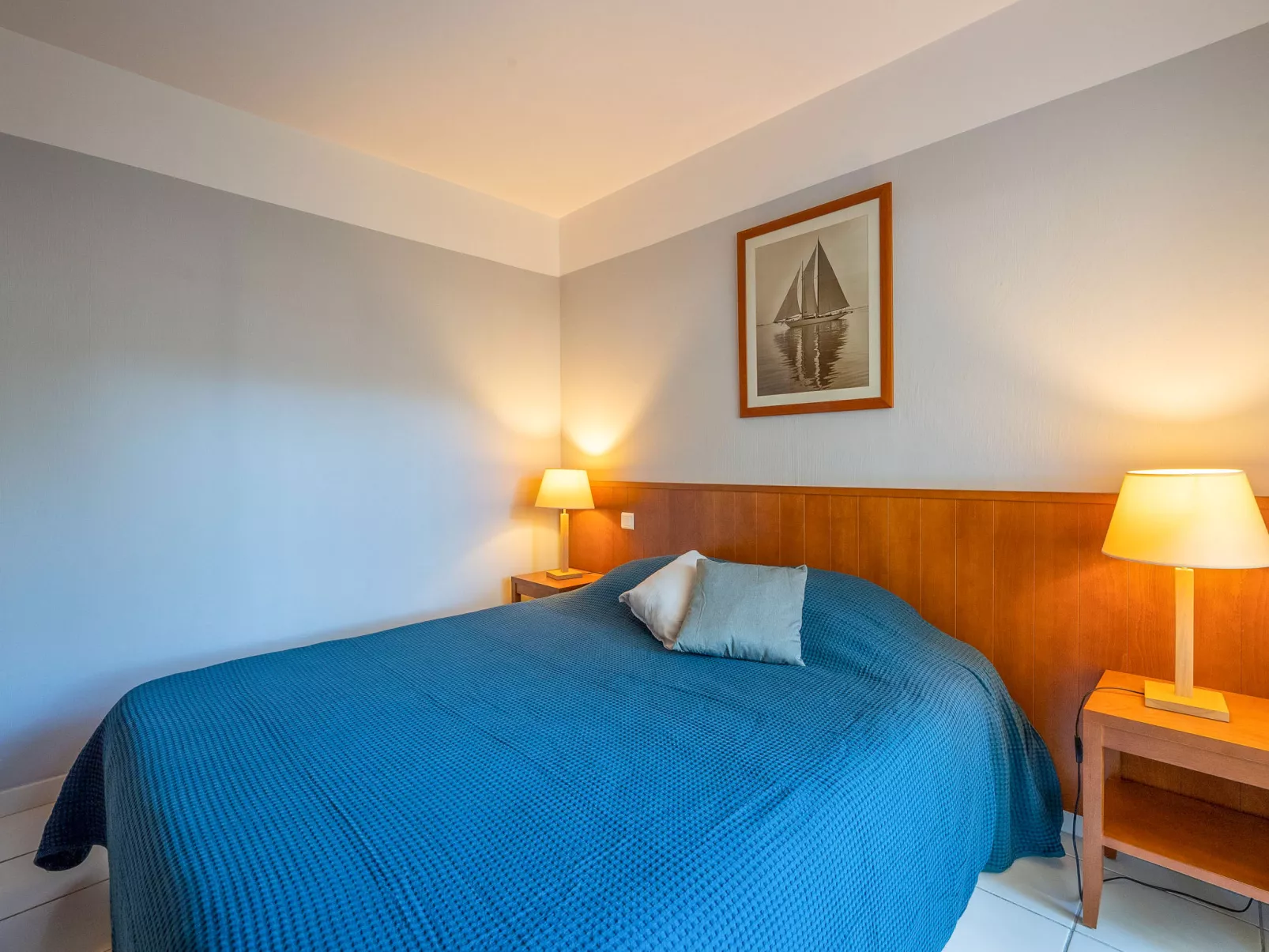 Les Grands Pins-Inside