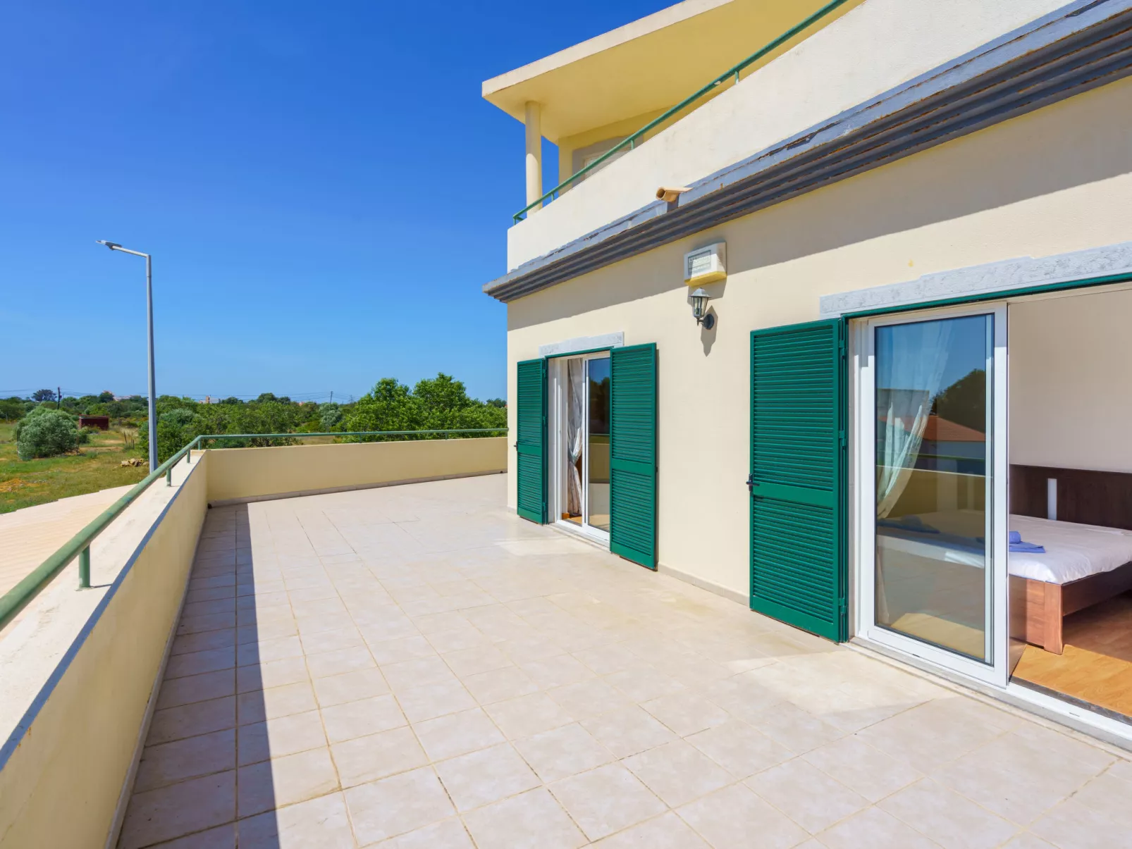 Baia da Fuseta-Outside
