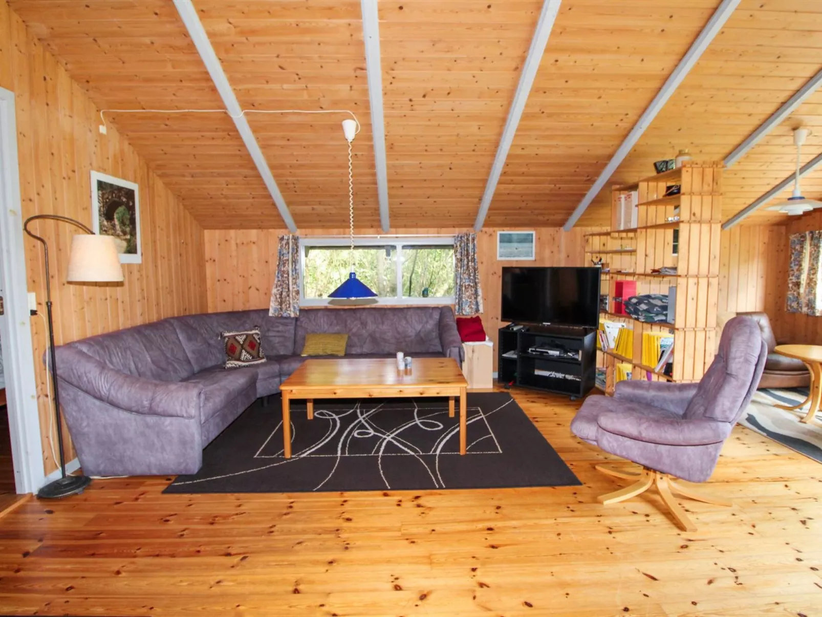 "Kerrin" - 300m from the sea-Inside