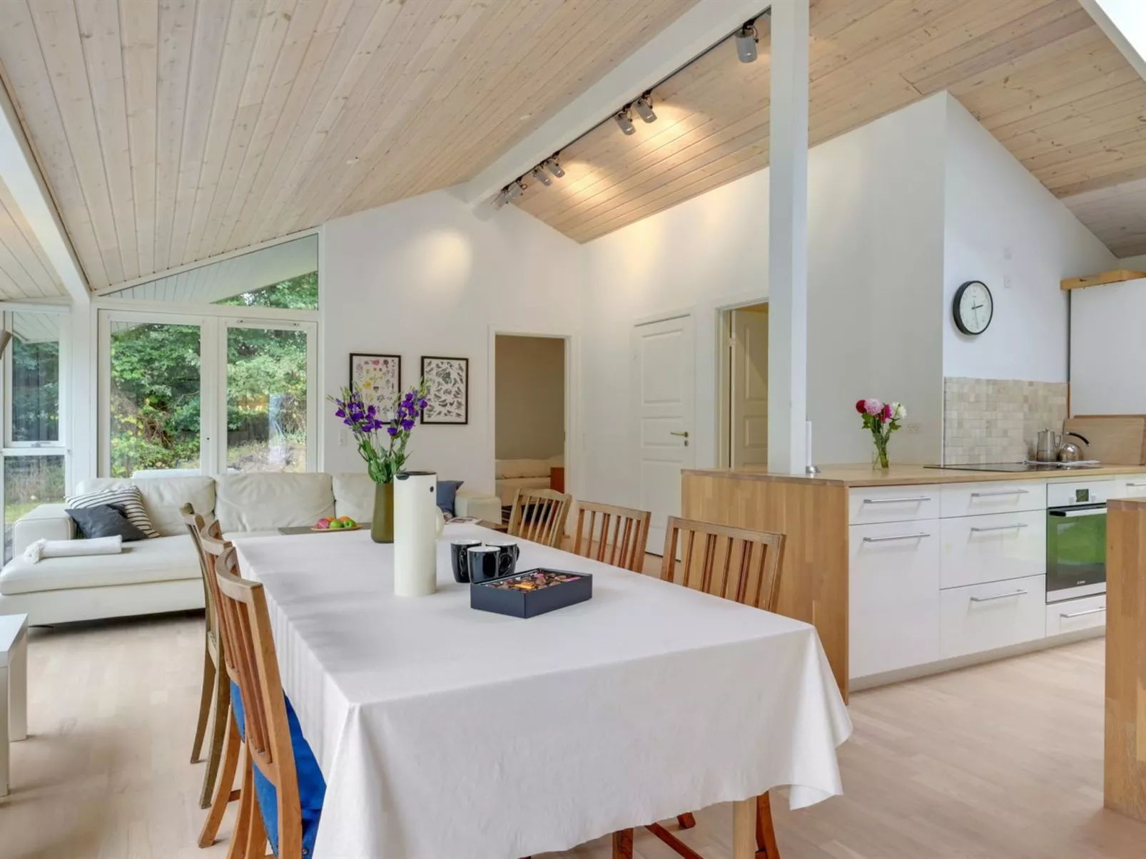 "Heino" - 3.5km from the sea-Inside