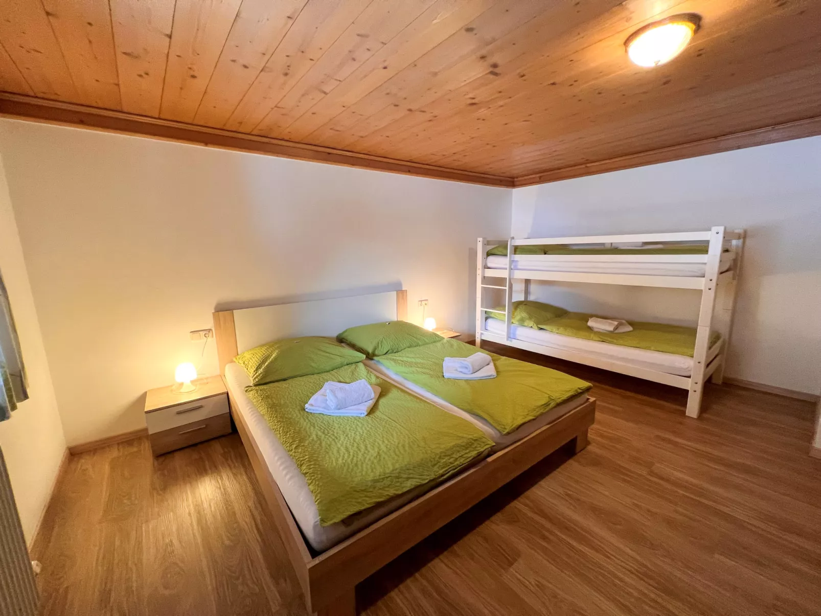 Haslinghof (PID235)-Inside