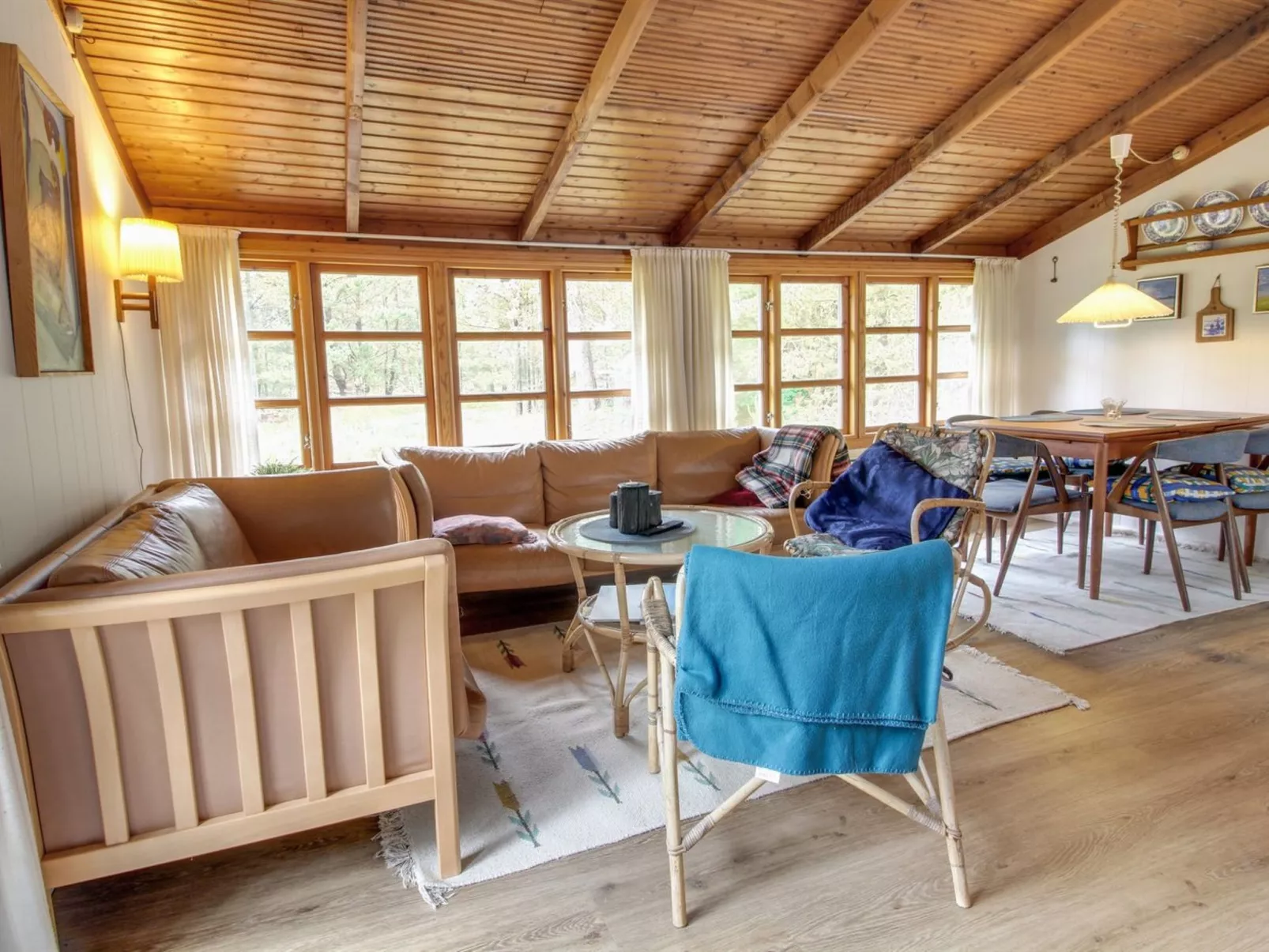 "Tirsa" - 3.9km from the sea-Inside