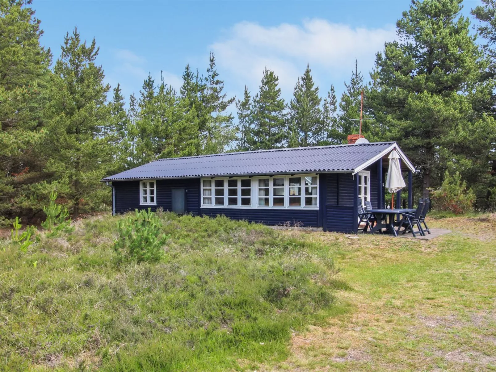 "Tirsa" - 3.9km from the sea-Outside