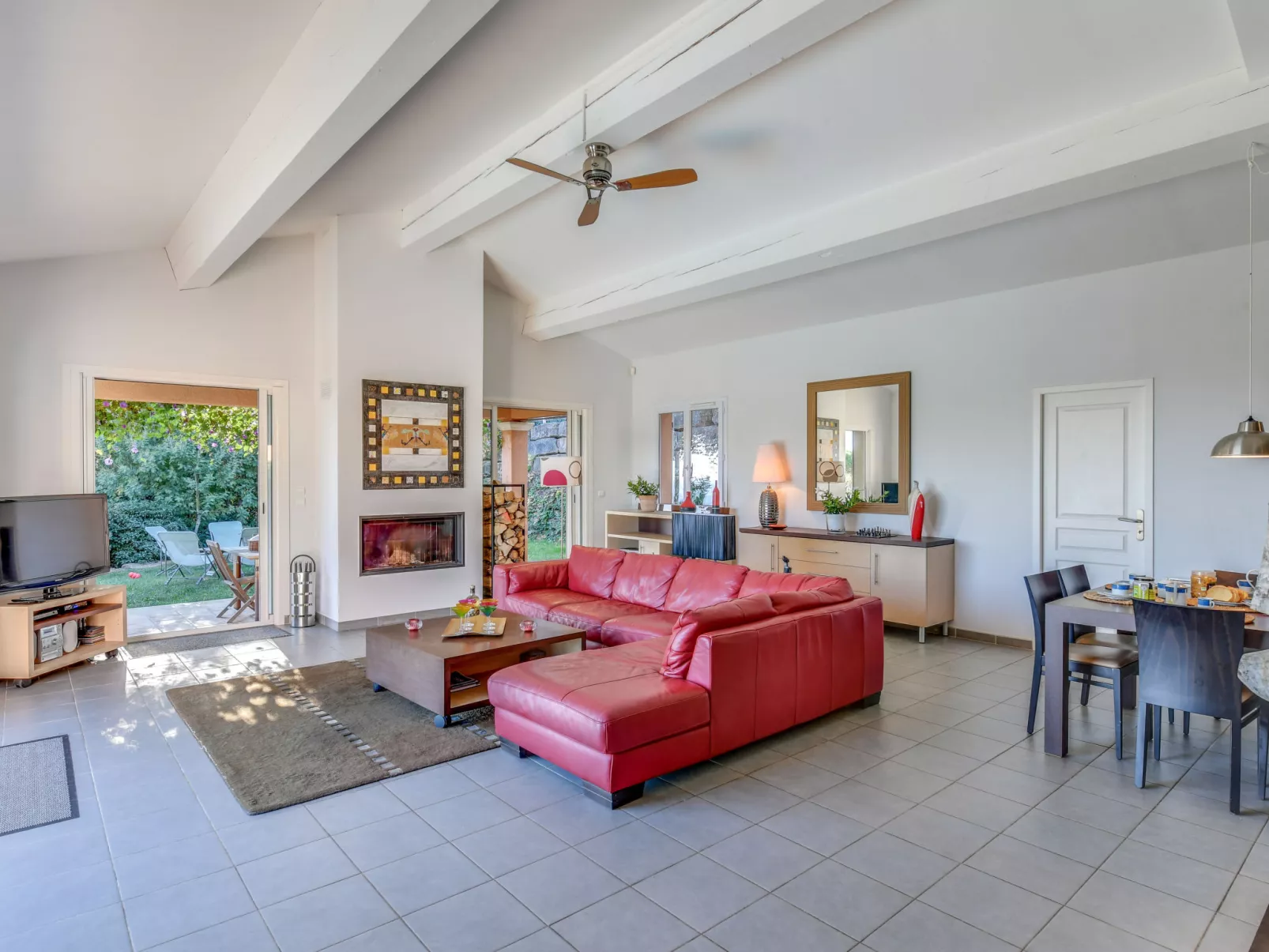 Villa Cap Maxime-Inside