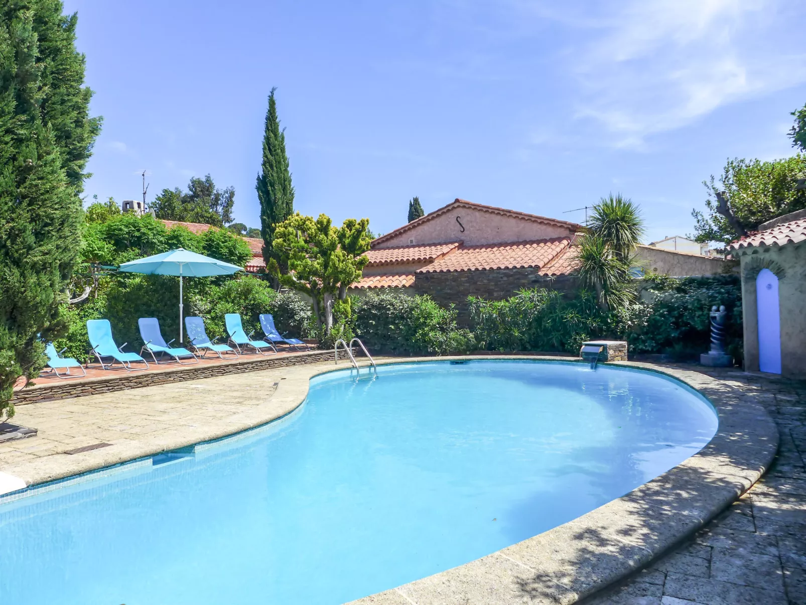 Villa Cyrnos-Outside