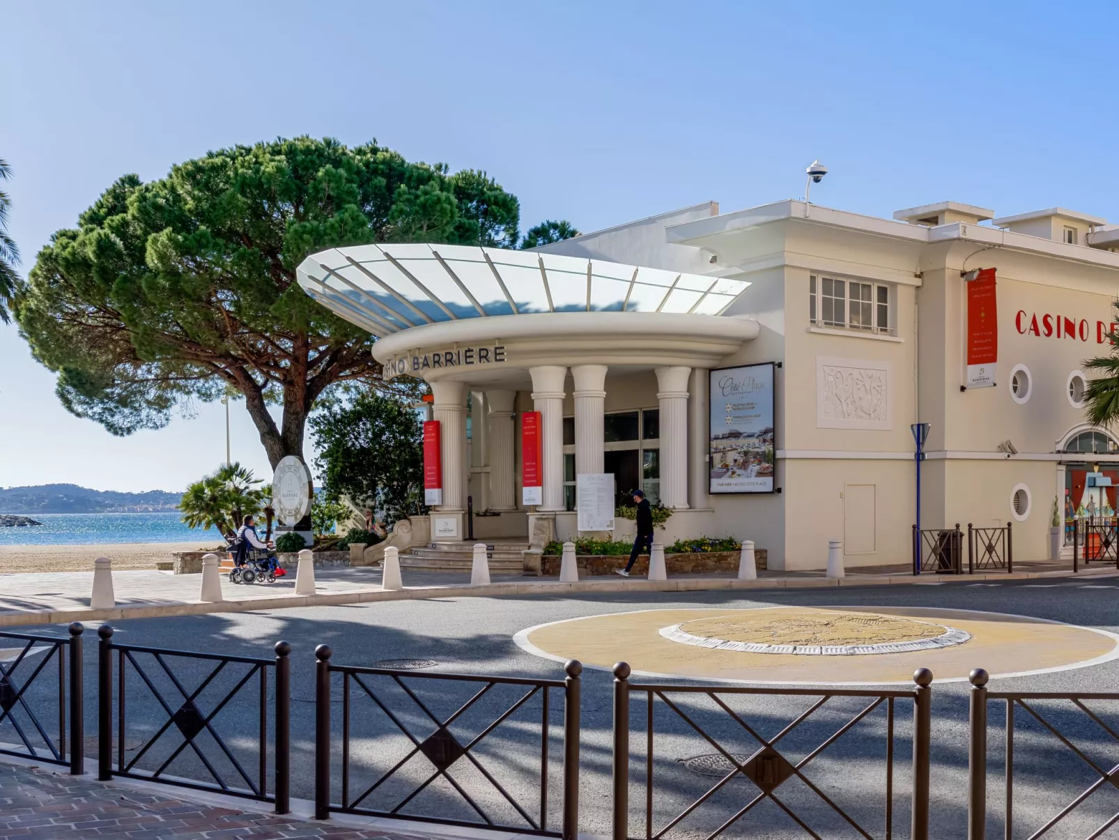 Villa Cyrnos-Outside