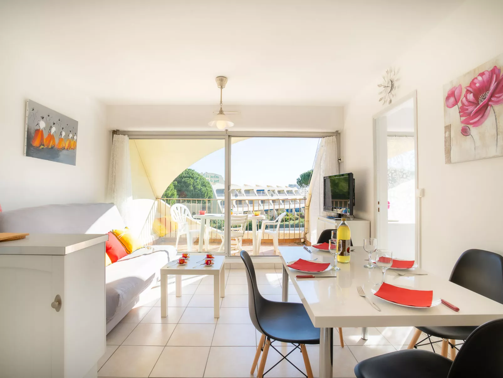 Le Grand Galion-Inside