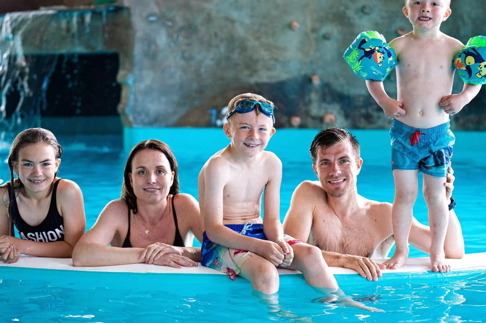 Maison de vacances pour 10 dans un parc de vacances a Blåvand-Piscine