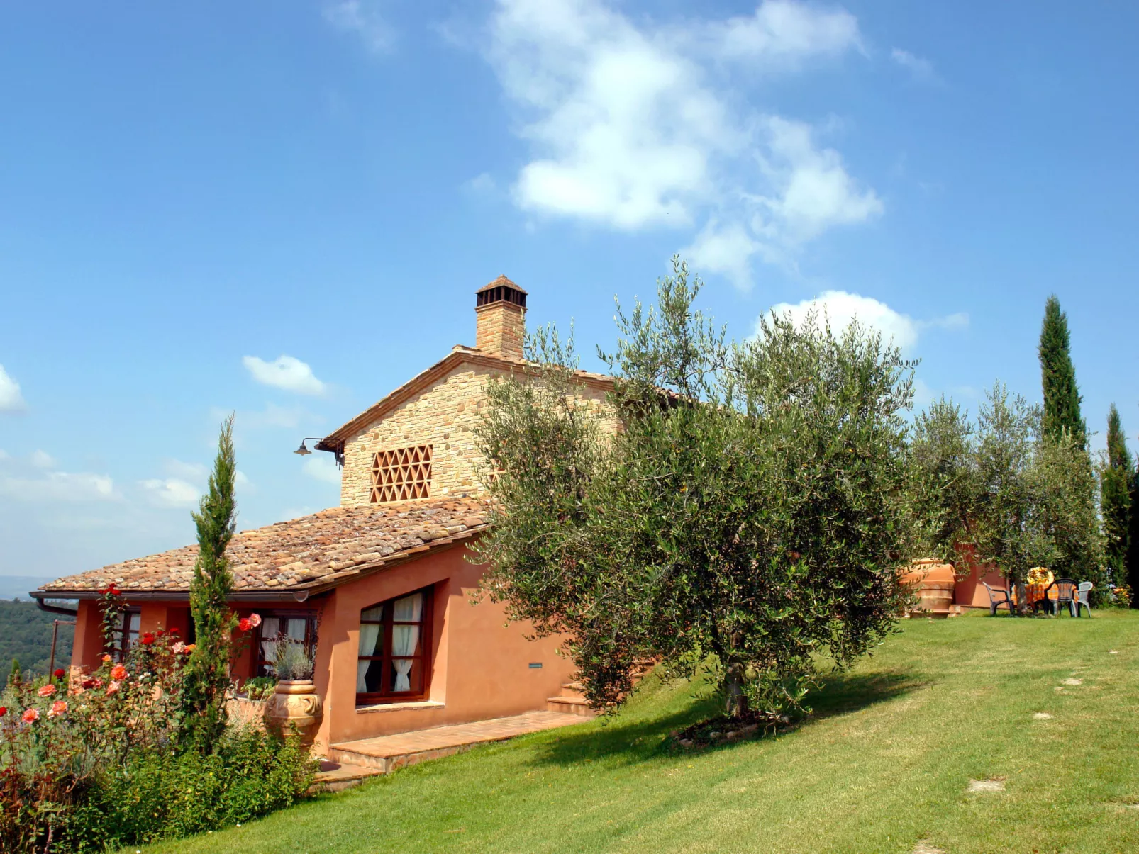 Casa Mori-Outside