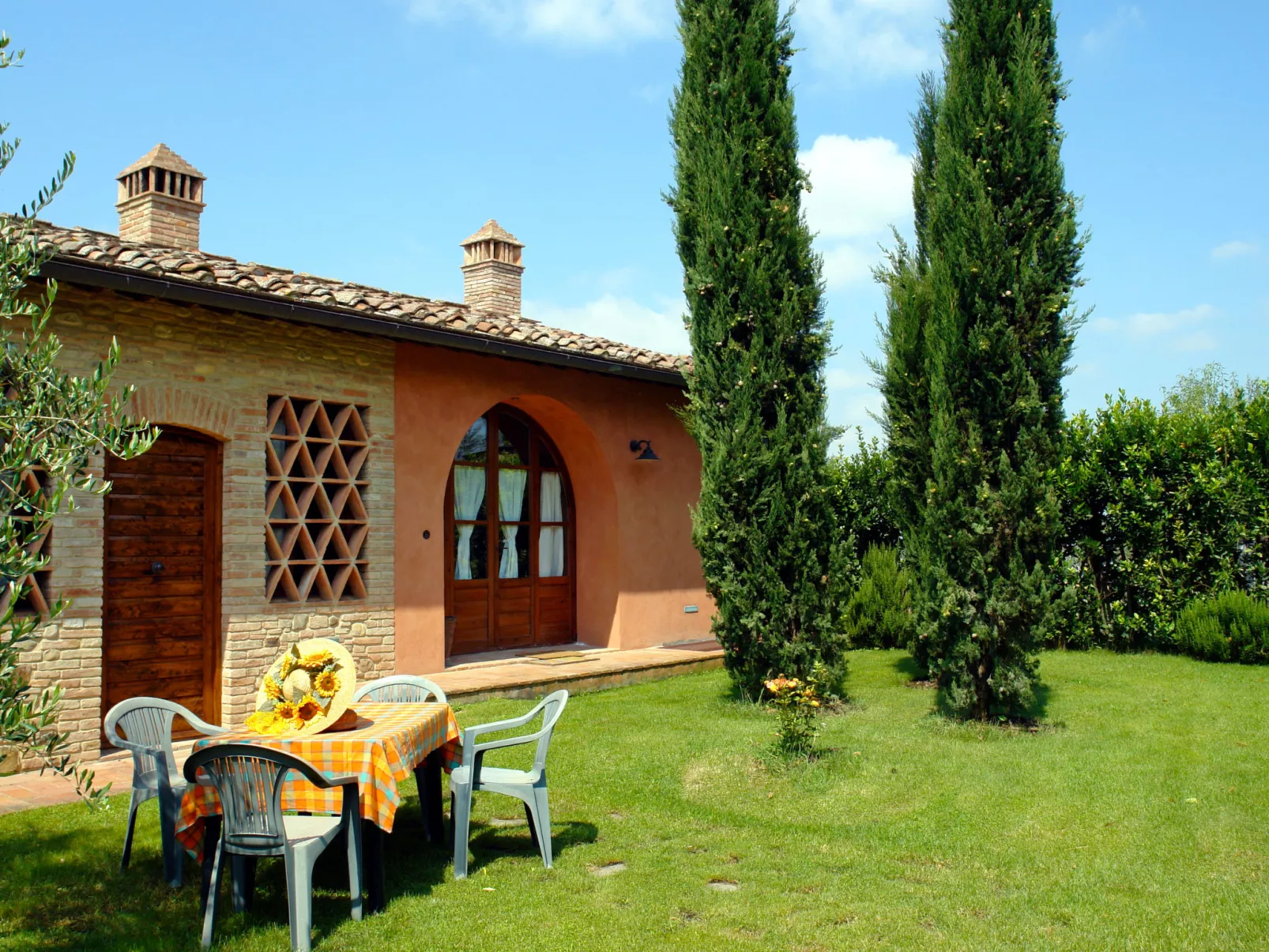 Casa Mori-Outside