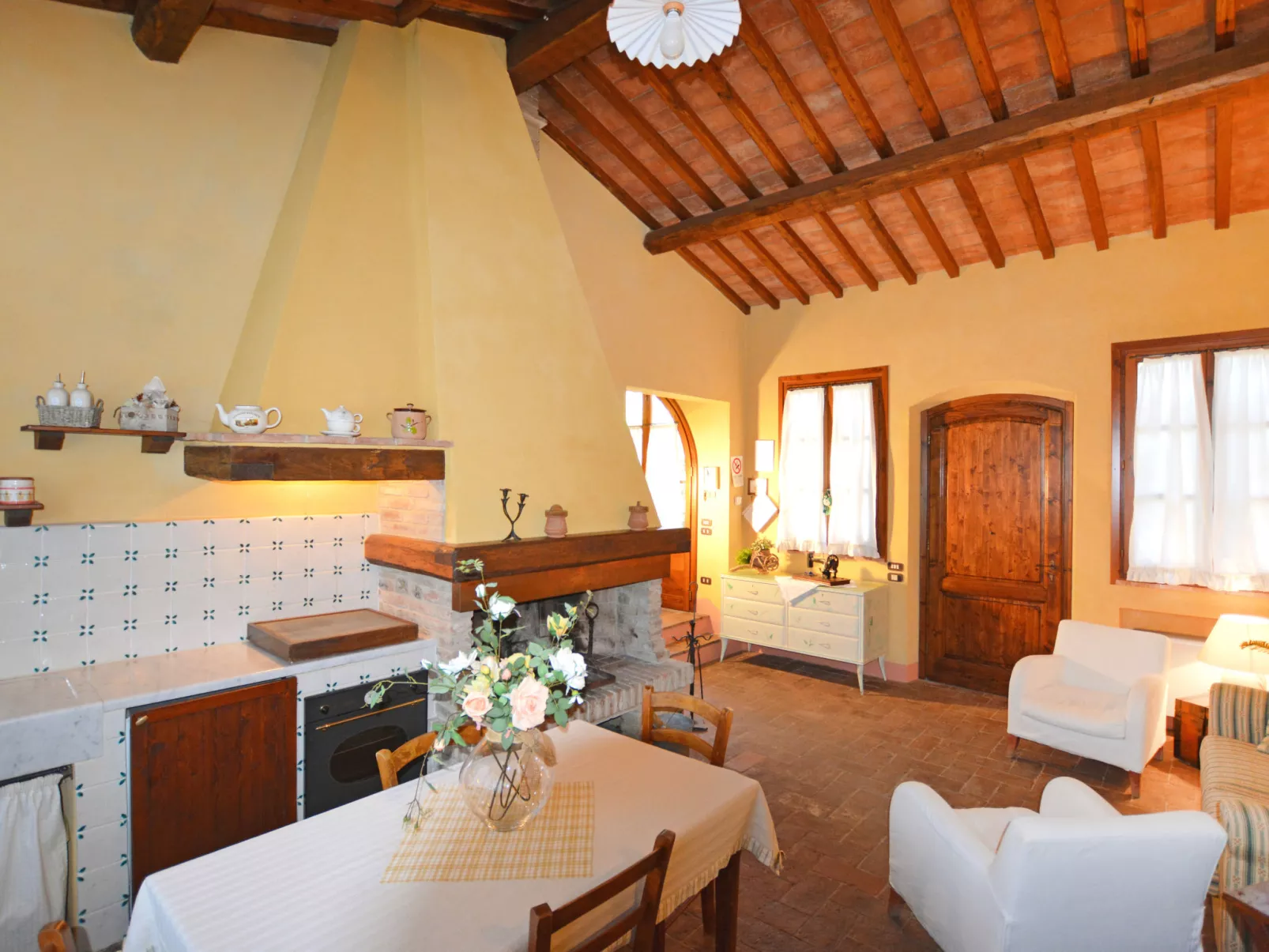 Casa Mori-Inside