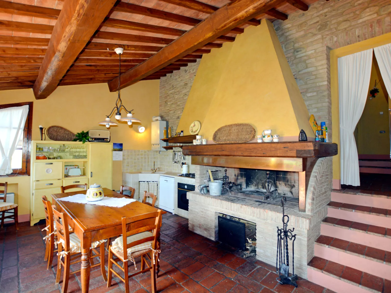 Casa Mori-Inside