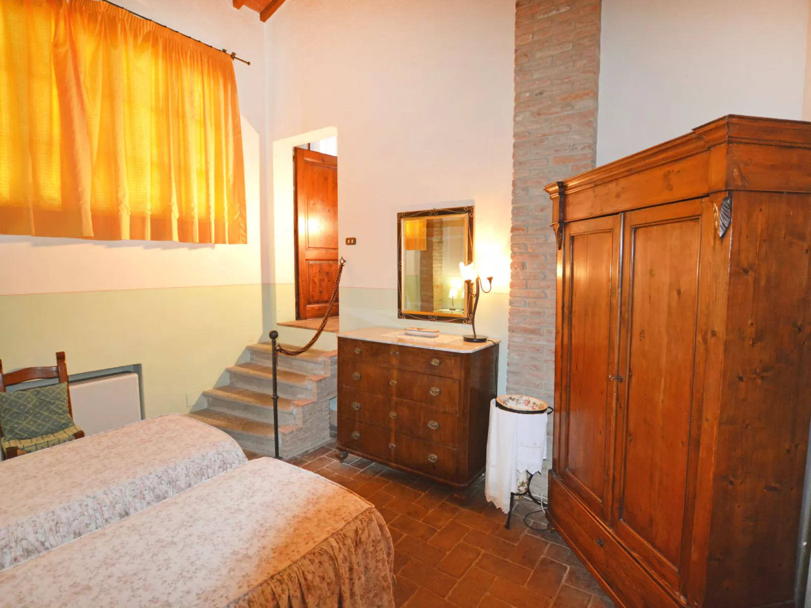 Casa Mori-Inside