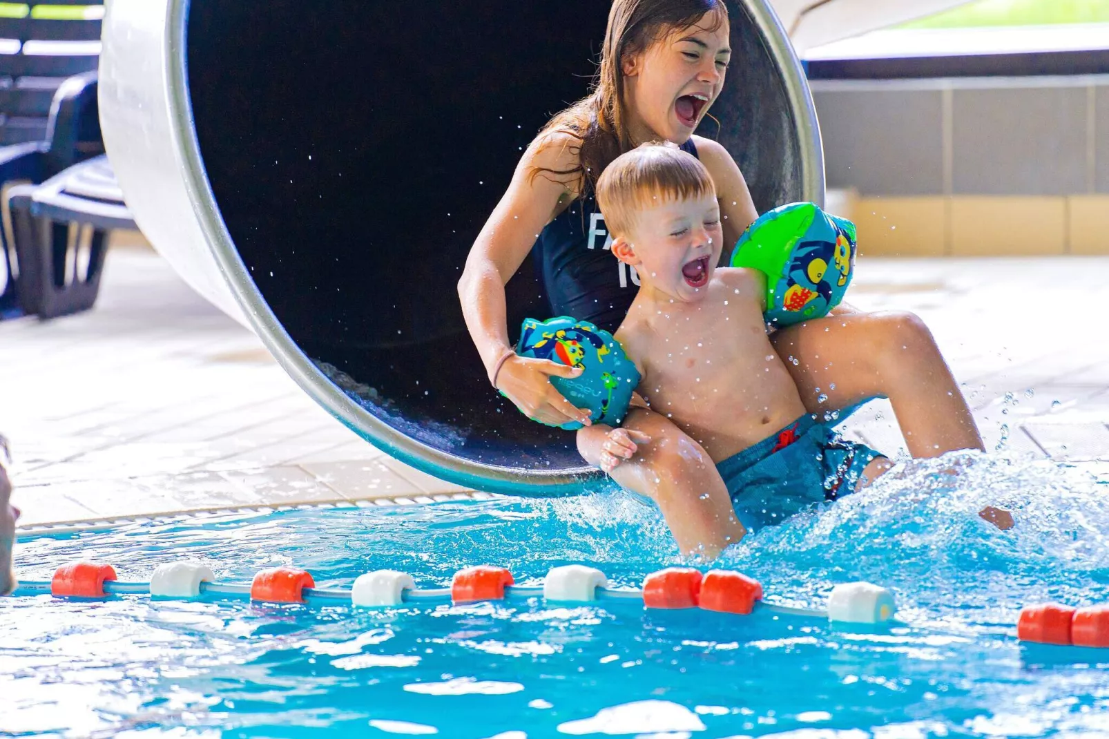 Maison de vacances pour 10 dans un parc de vacances a Blåvand-Piscine