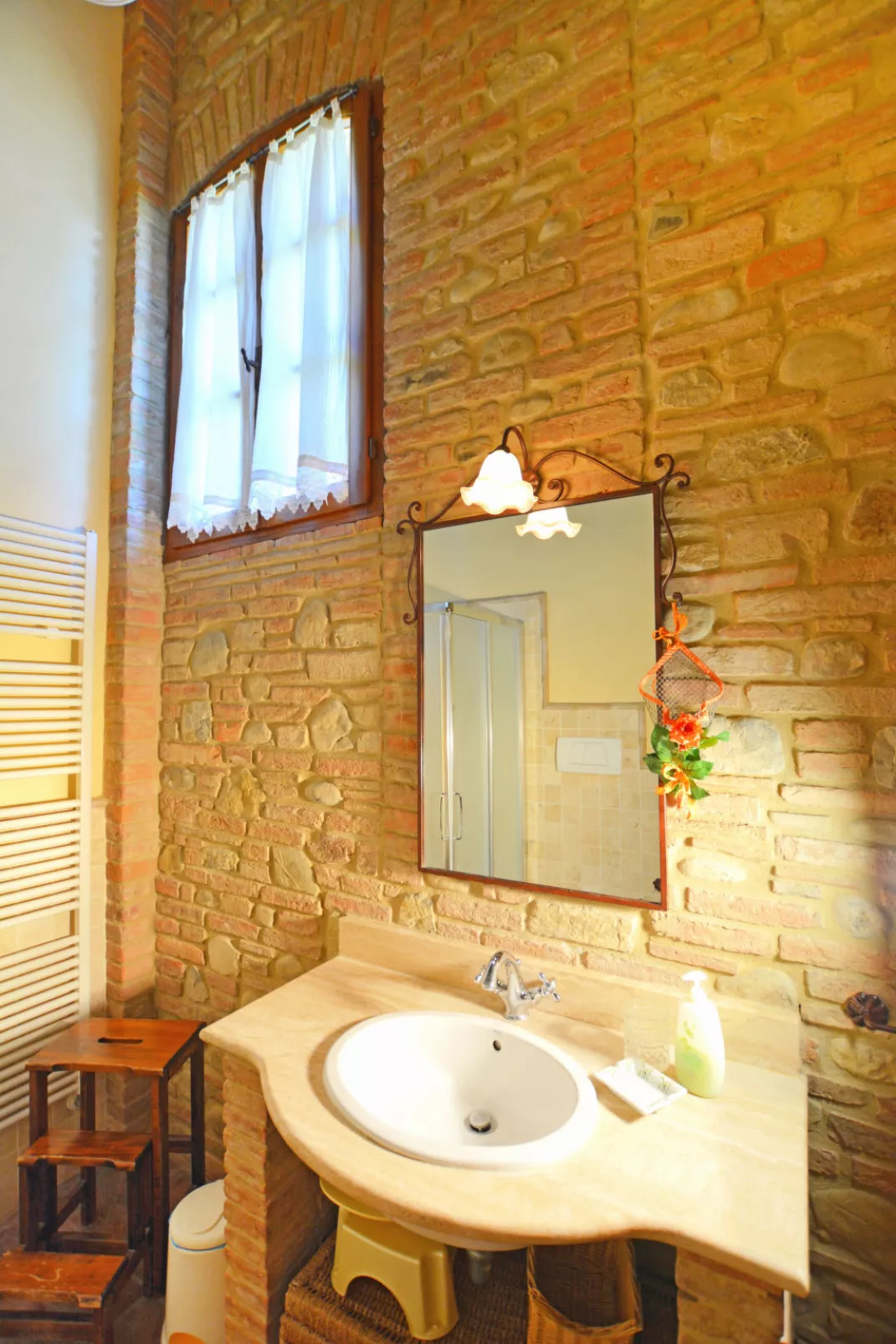 Casa Mori-Inside
