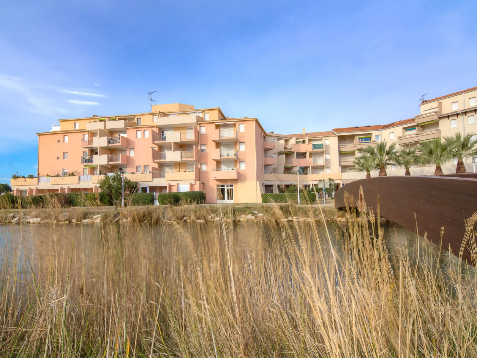 Les Rives du Lac-Outside