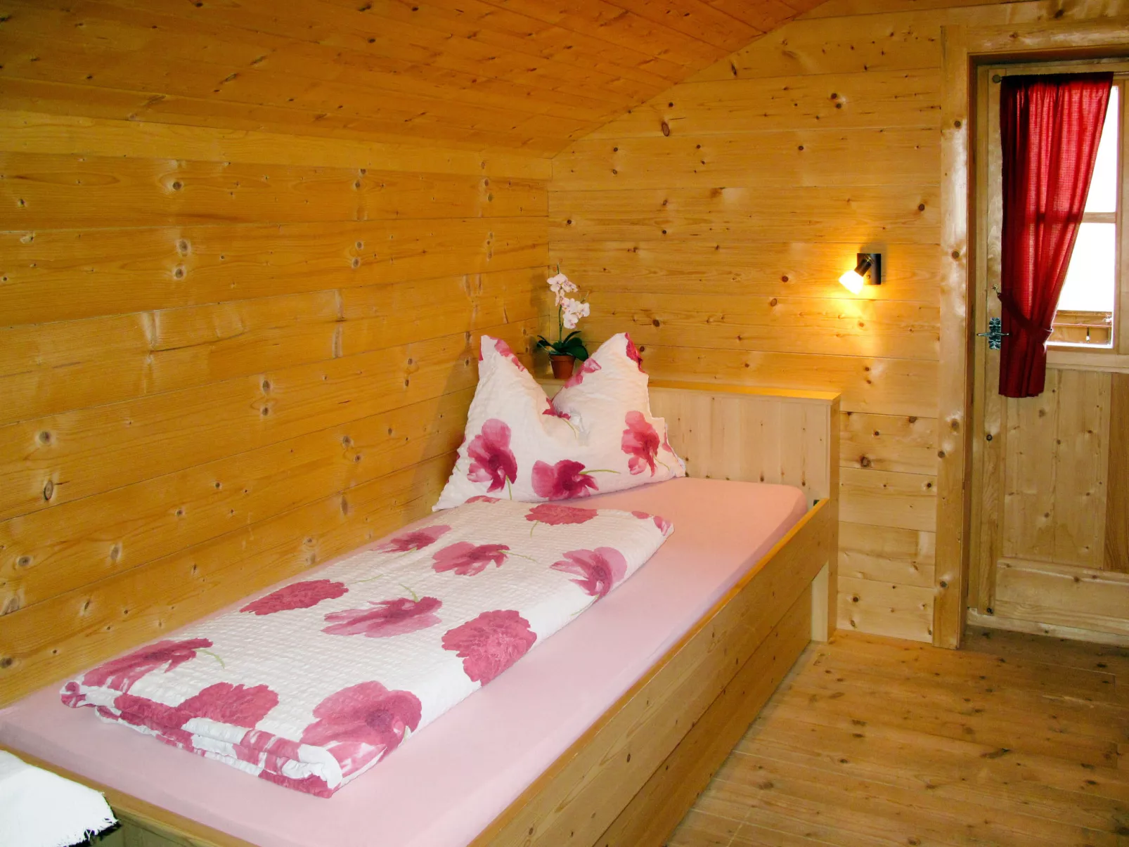 Sturmbachhütte-Inside