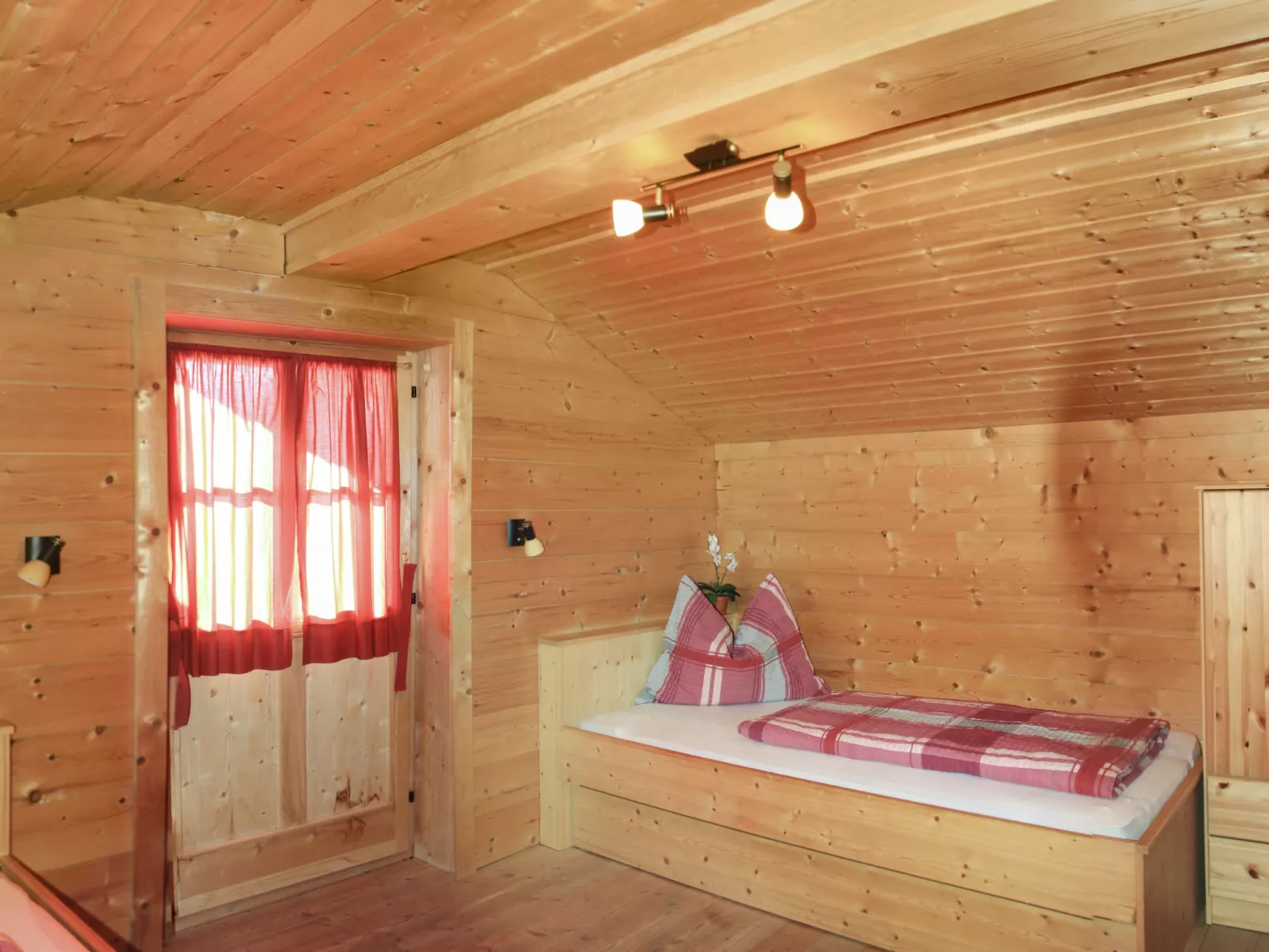 Sturmbachhütte-Inside