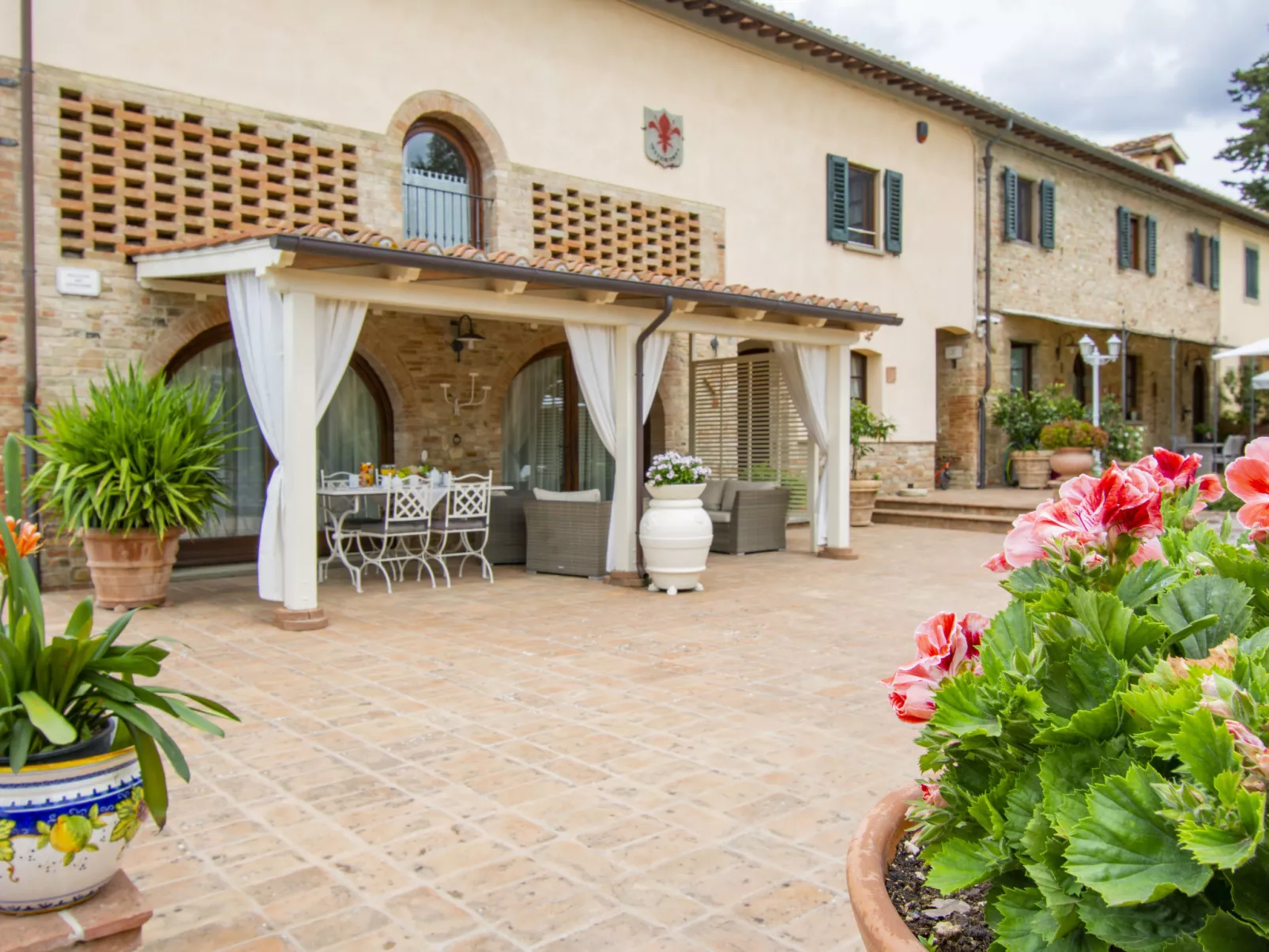 La Vecchia Pieve-Outside