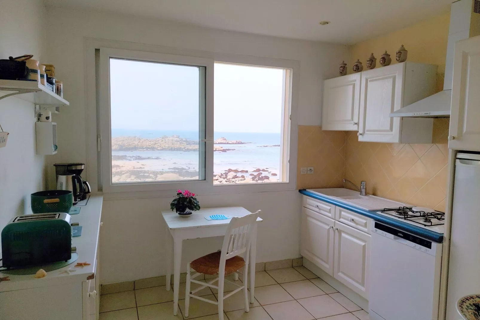 Das Meer vor der Türe 180° Panoramablick Plouescat-Kitchen