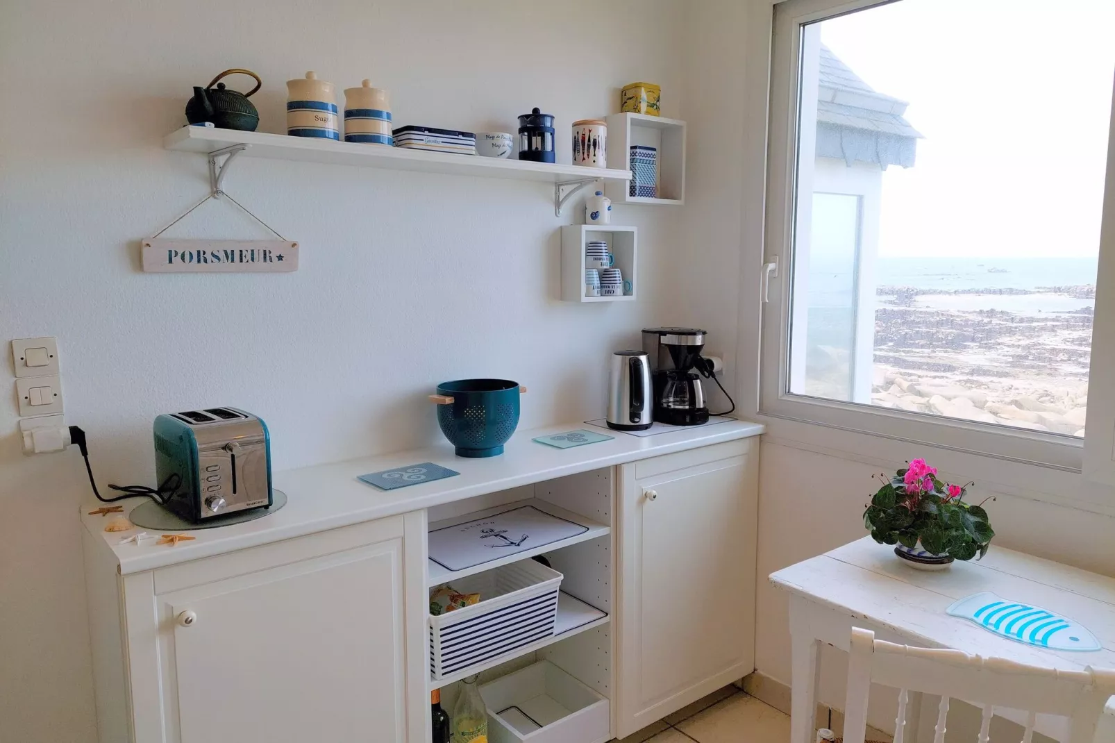 Das Meer vor der Türe 180° Panoramablick Plouescat-Kitchen