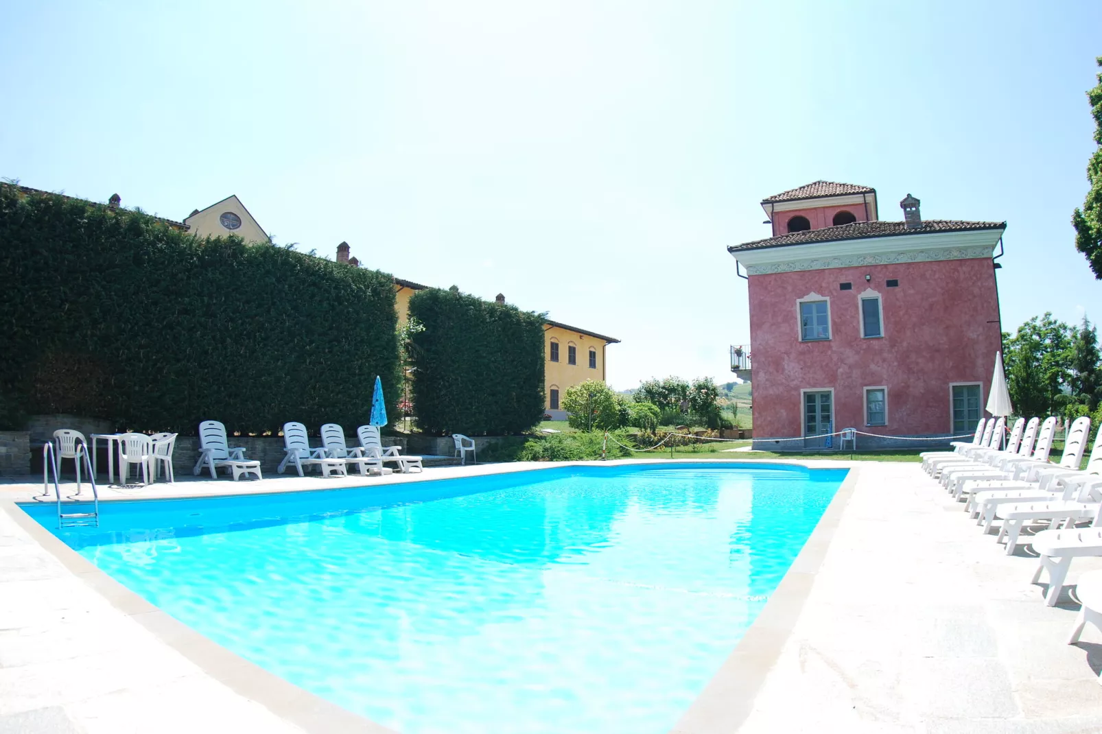 poolofhouse