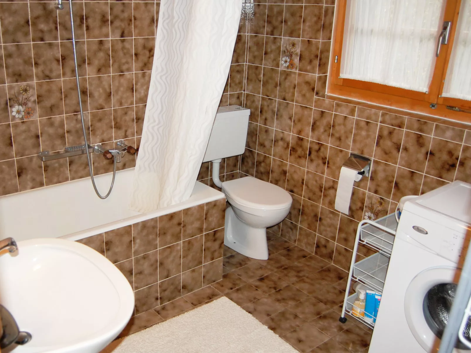 Chalet Enfin-Drinnen