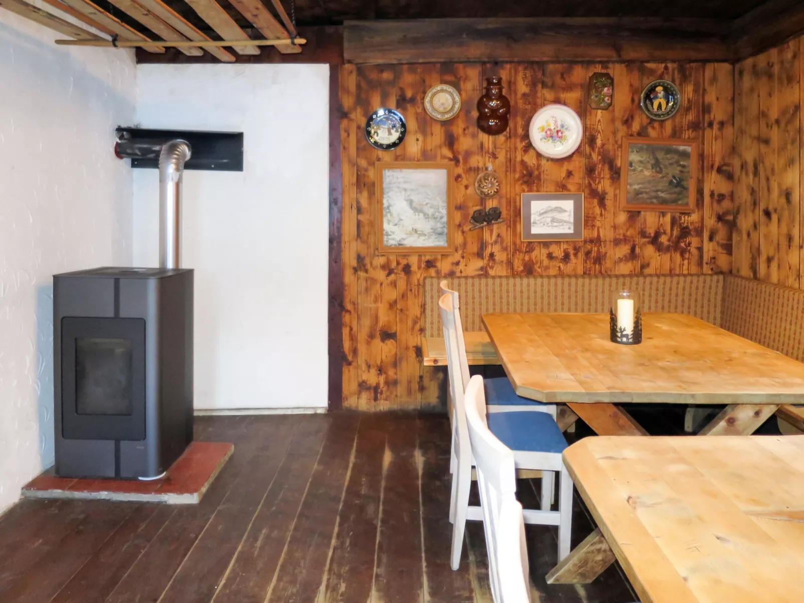 Alte Sahnealm-Inside