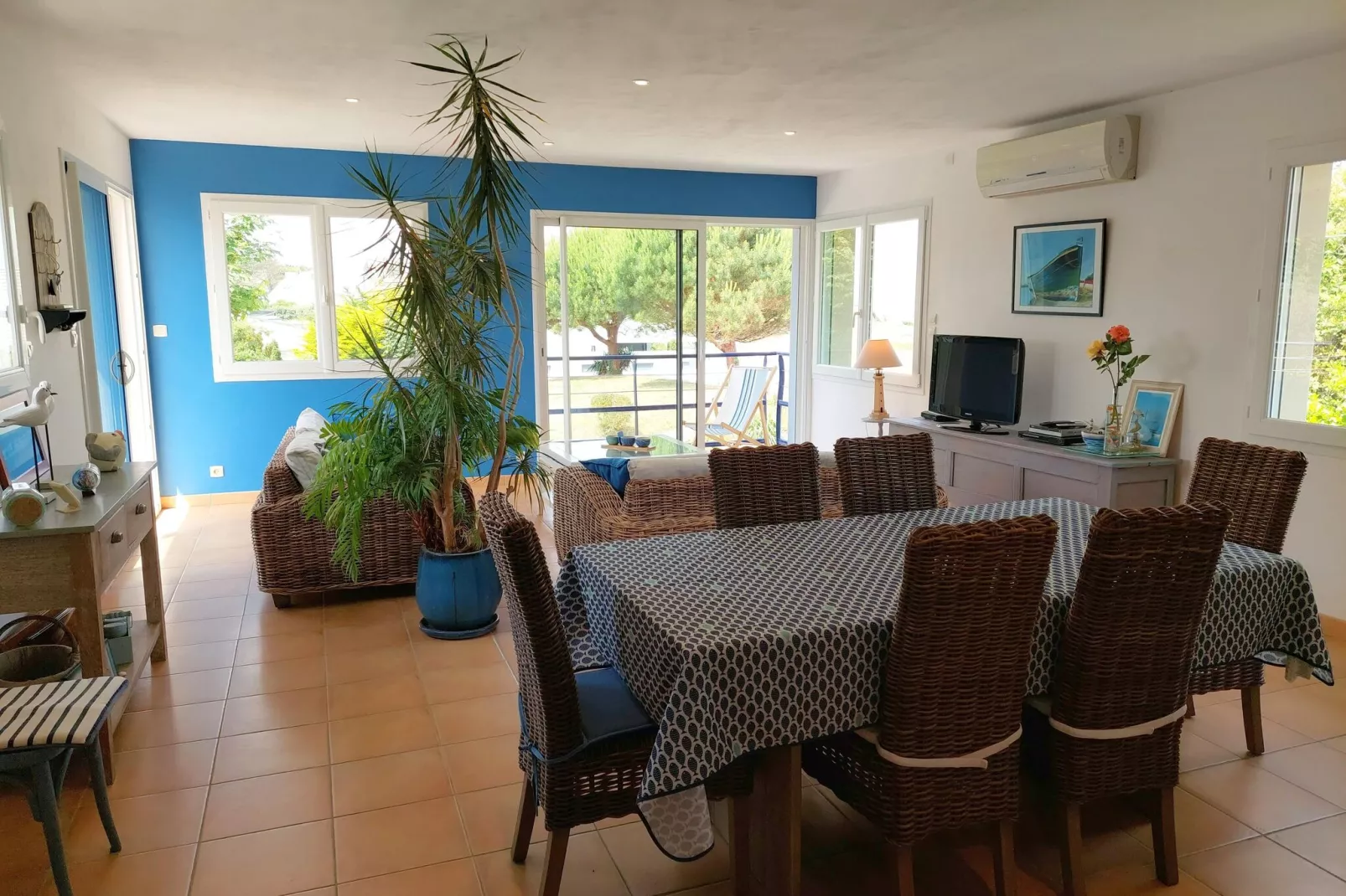 Panorama Meerblick Ferienhaus mit Dachterrasse Guissény-Salle à manger