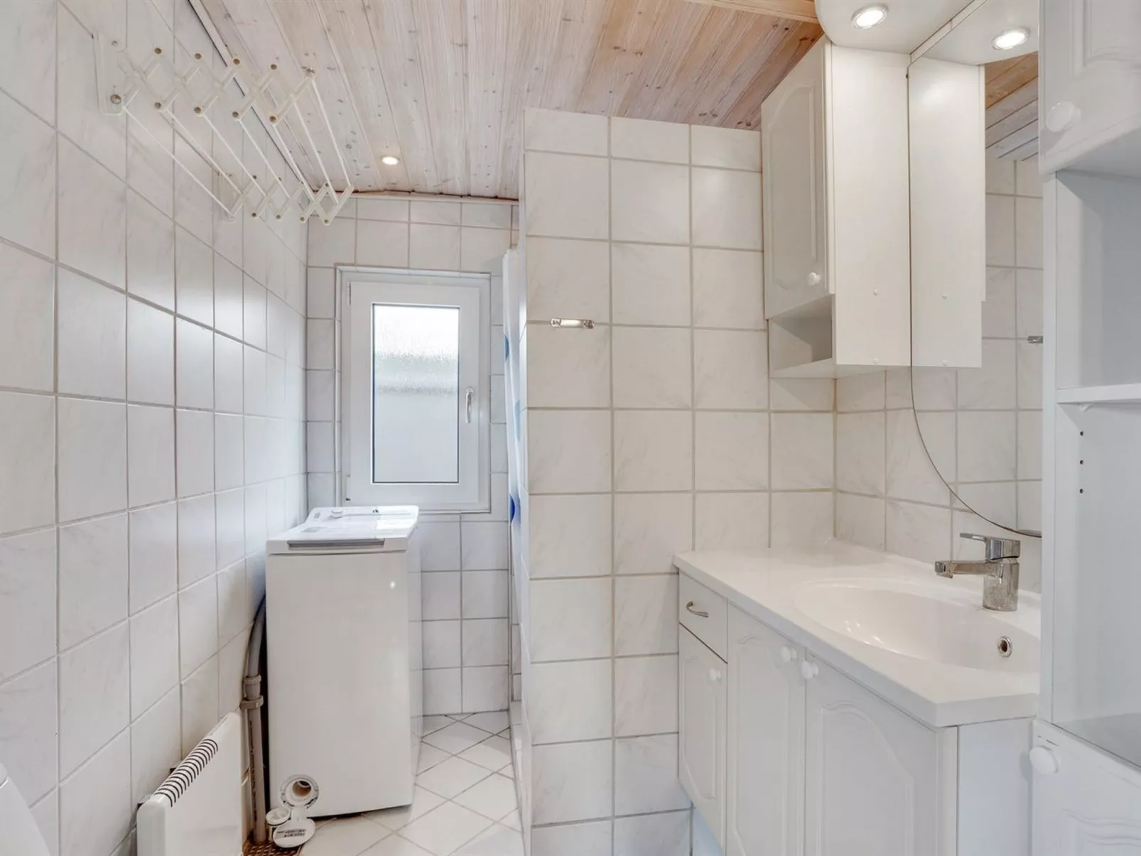 "Aarto" - 250m from the sea-Inside