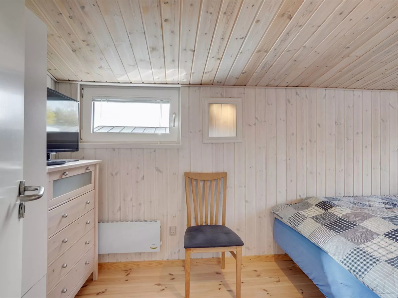 "Aarto" - 250m from the sea-Inside