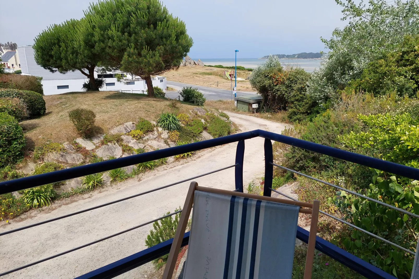 Panorama Meerblick Ferienhaus mit Dachterrasse Guissény-Vue d'été
