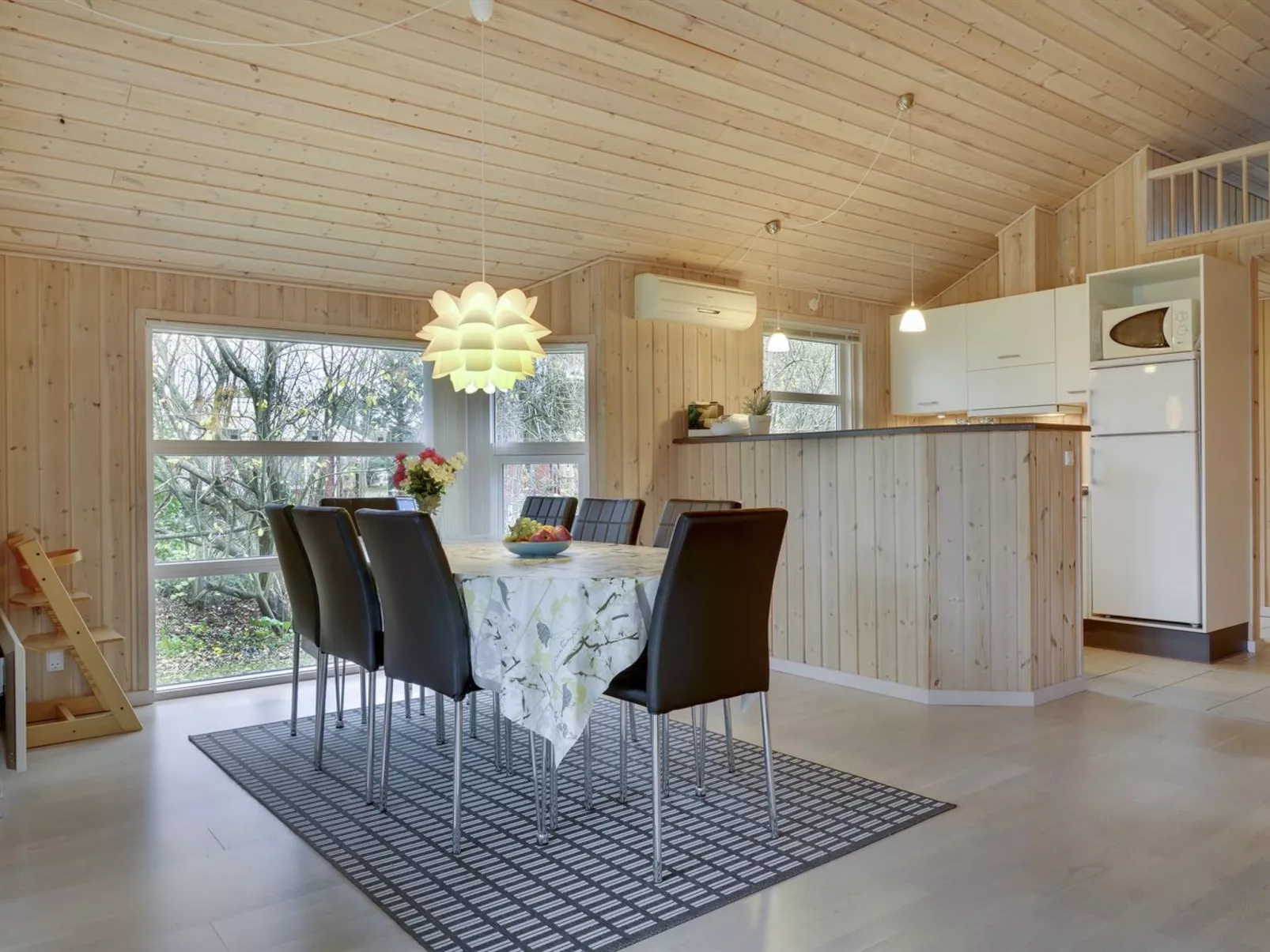 "Thorketil" - 1.1km from the sea-Inside