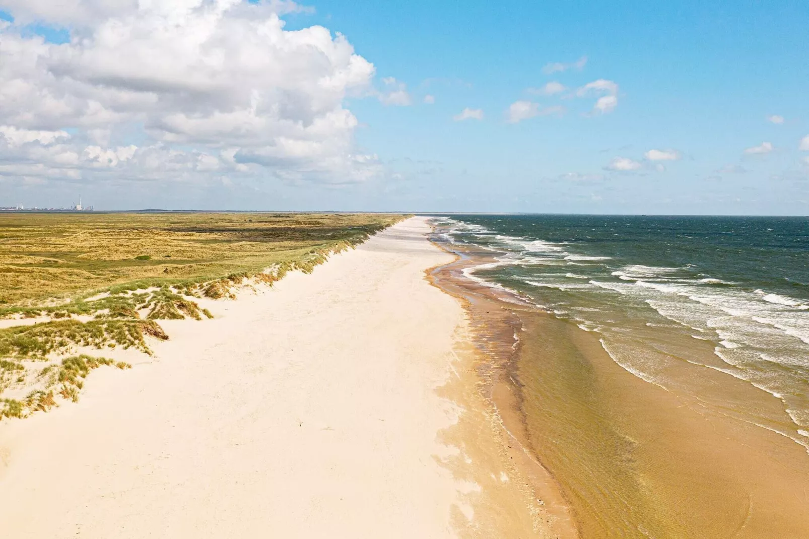 Maison de vacances pour 4 dans un parc de vacances a Blåvand-Vue sur l'eau