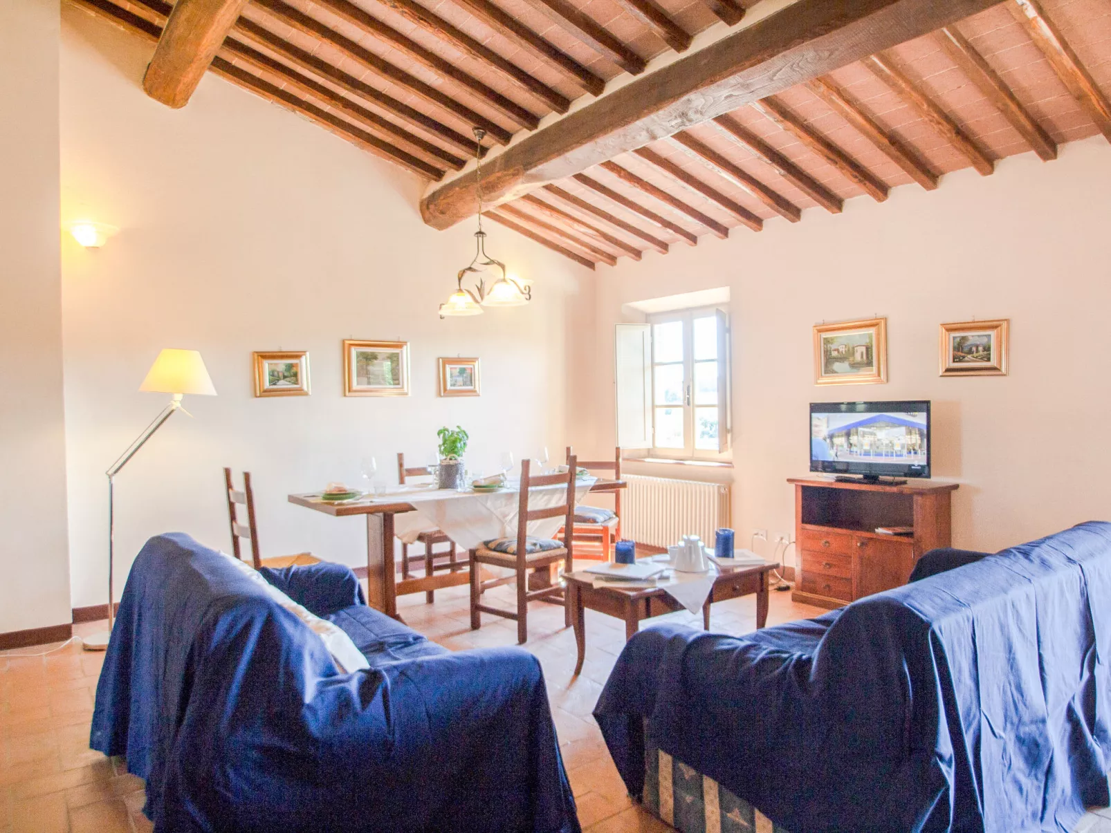 La Casa di Varno-Inside
