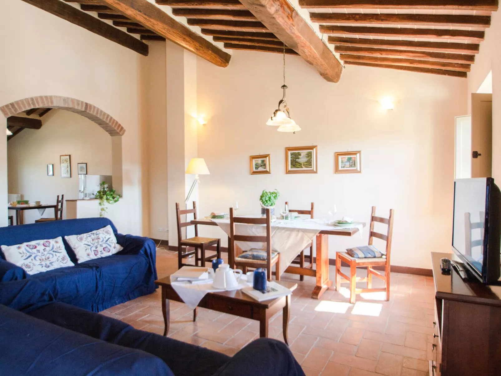 La Casa di Varno-Inside