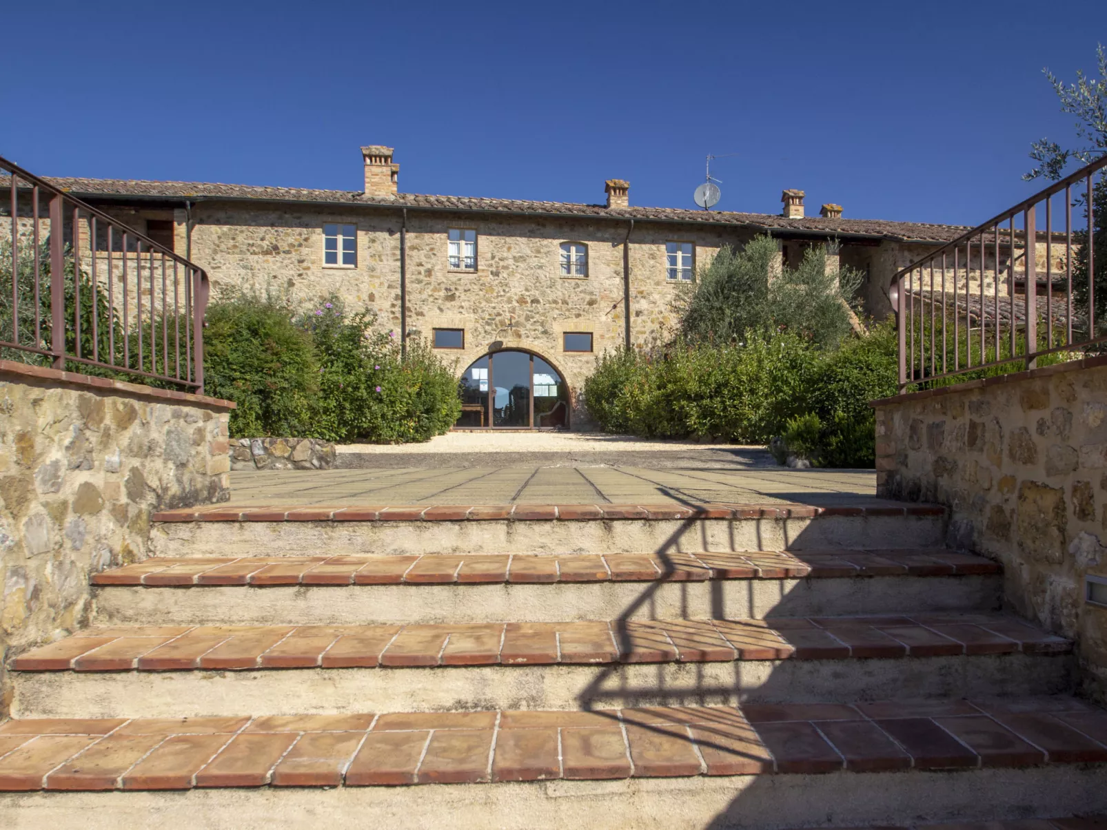 Il Cortino-Outside
