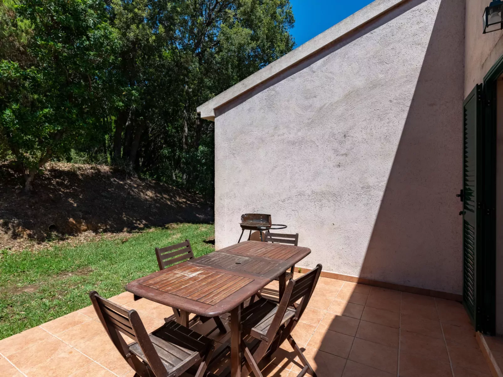 Maison Christian-Outside