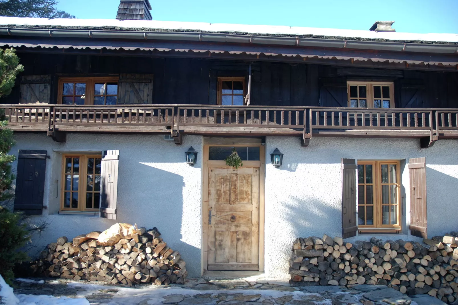 La Ferme les Violets-Exterior winter