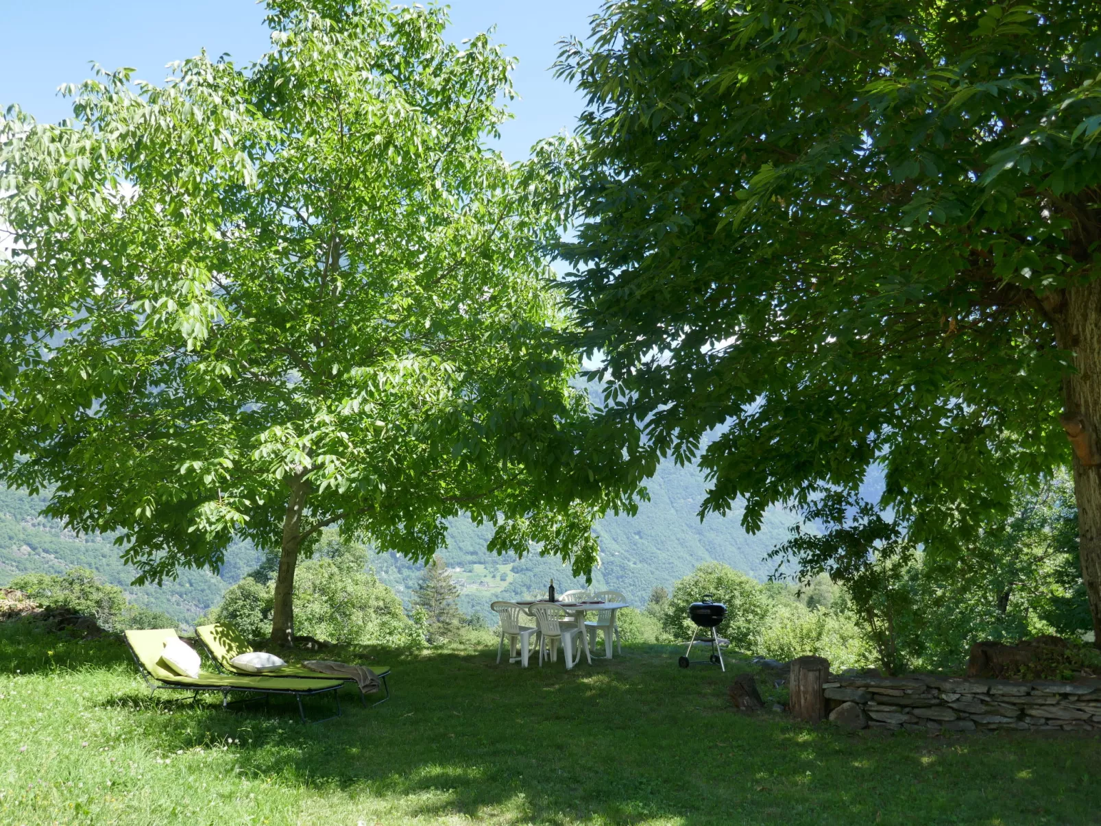Rustico Ingrid (MVA338)-Outside