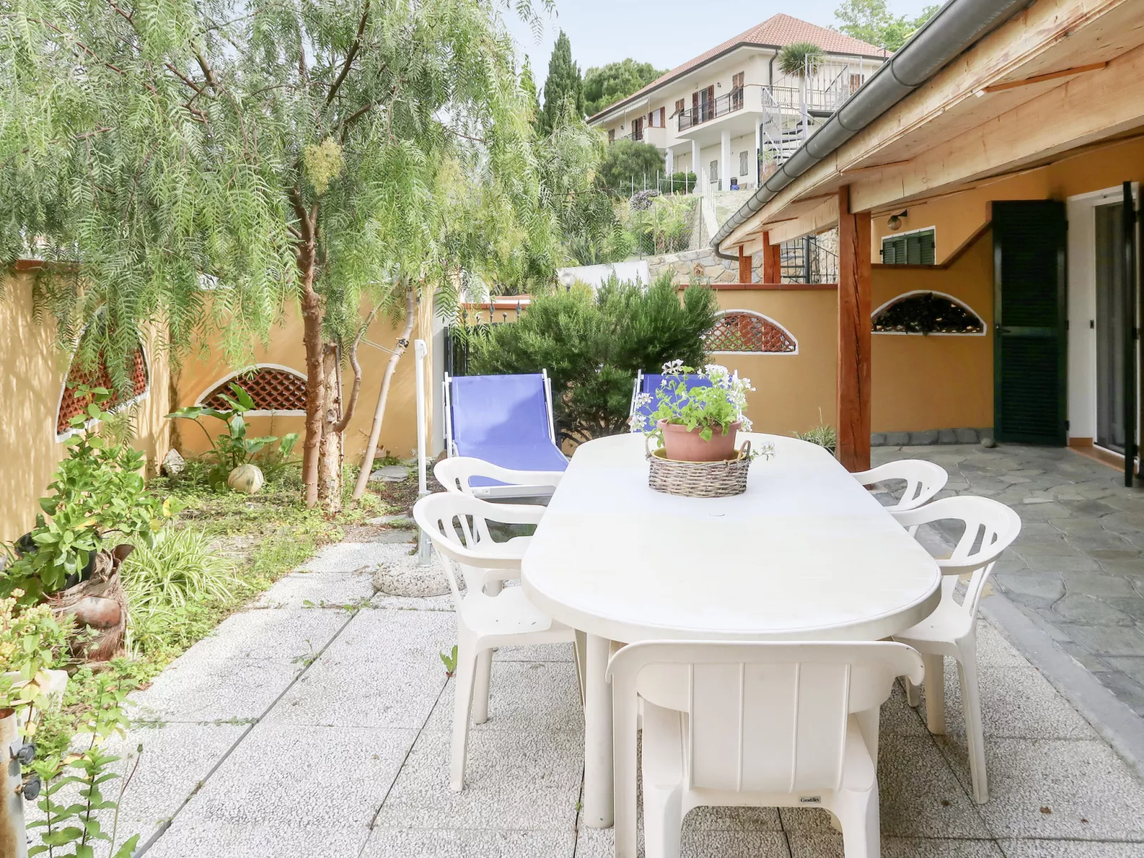 Villa Veranda-Draußen