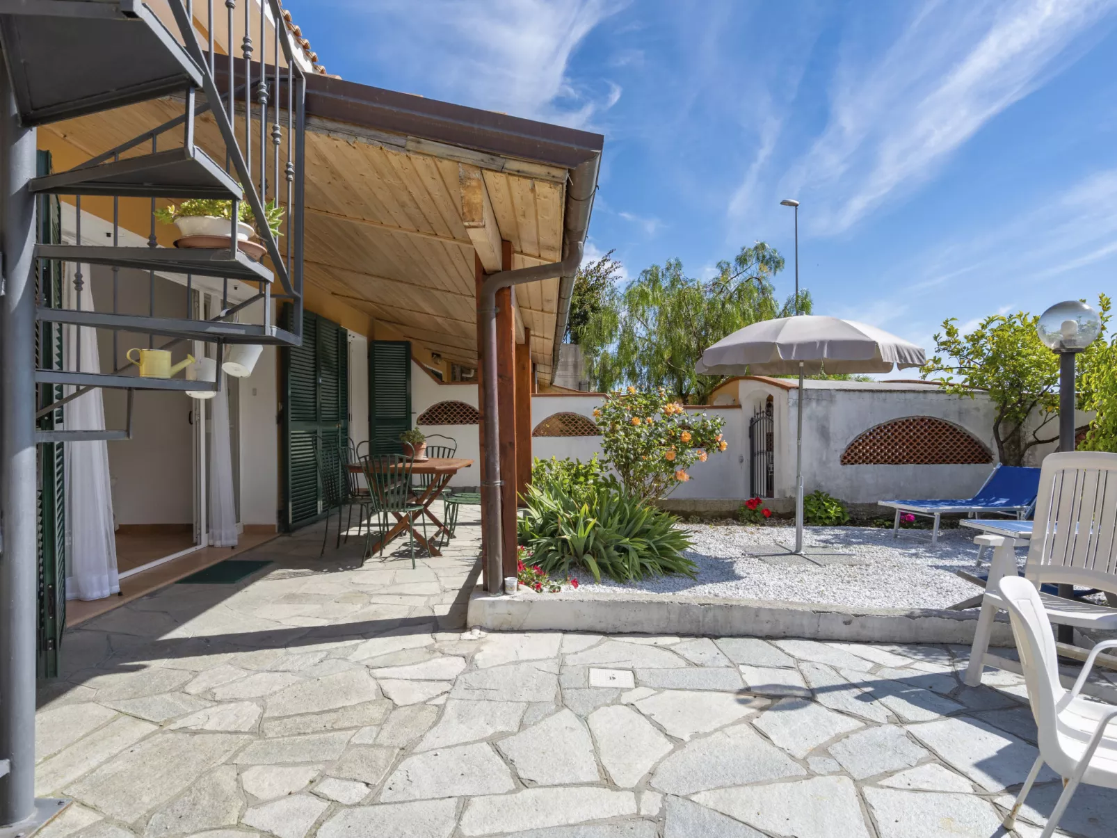 Villa Lamarmora-Outside
