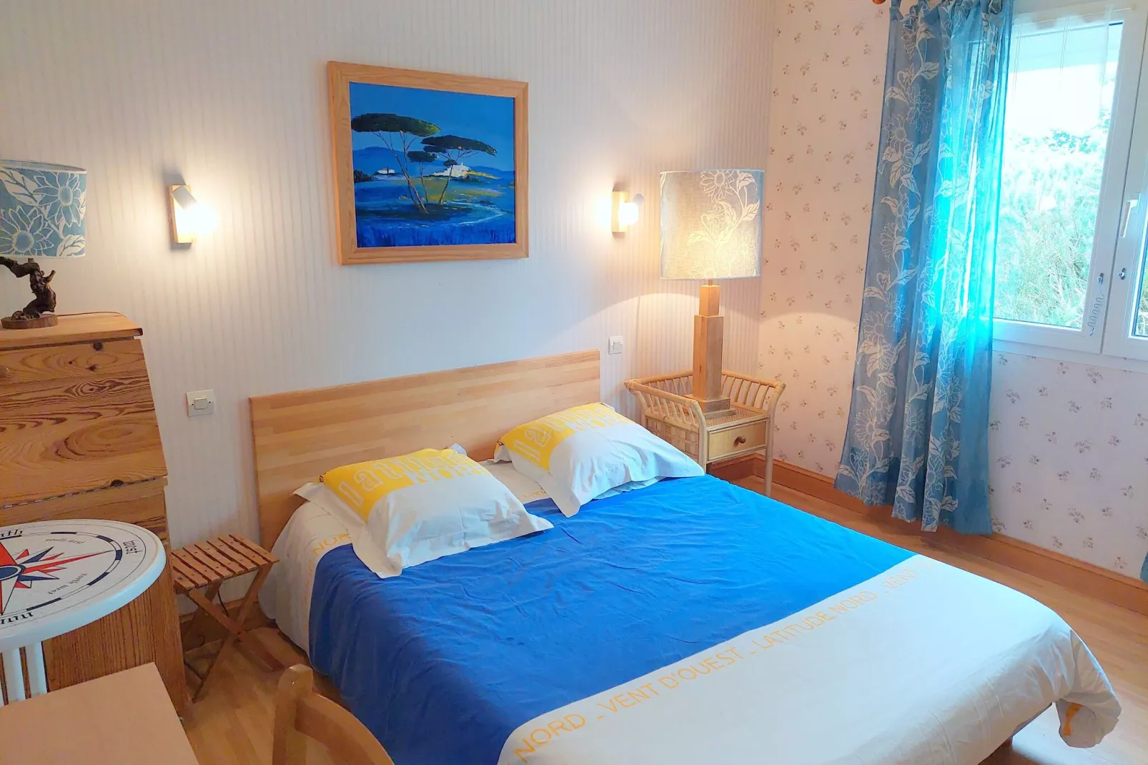 Ferienhaus mit Meerblick Landéda-Schlafzimmer
