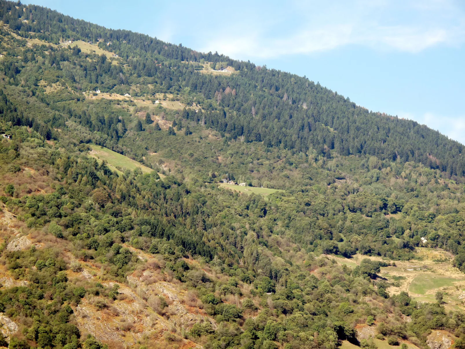 Rustico De Leoni-Outside