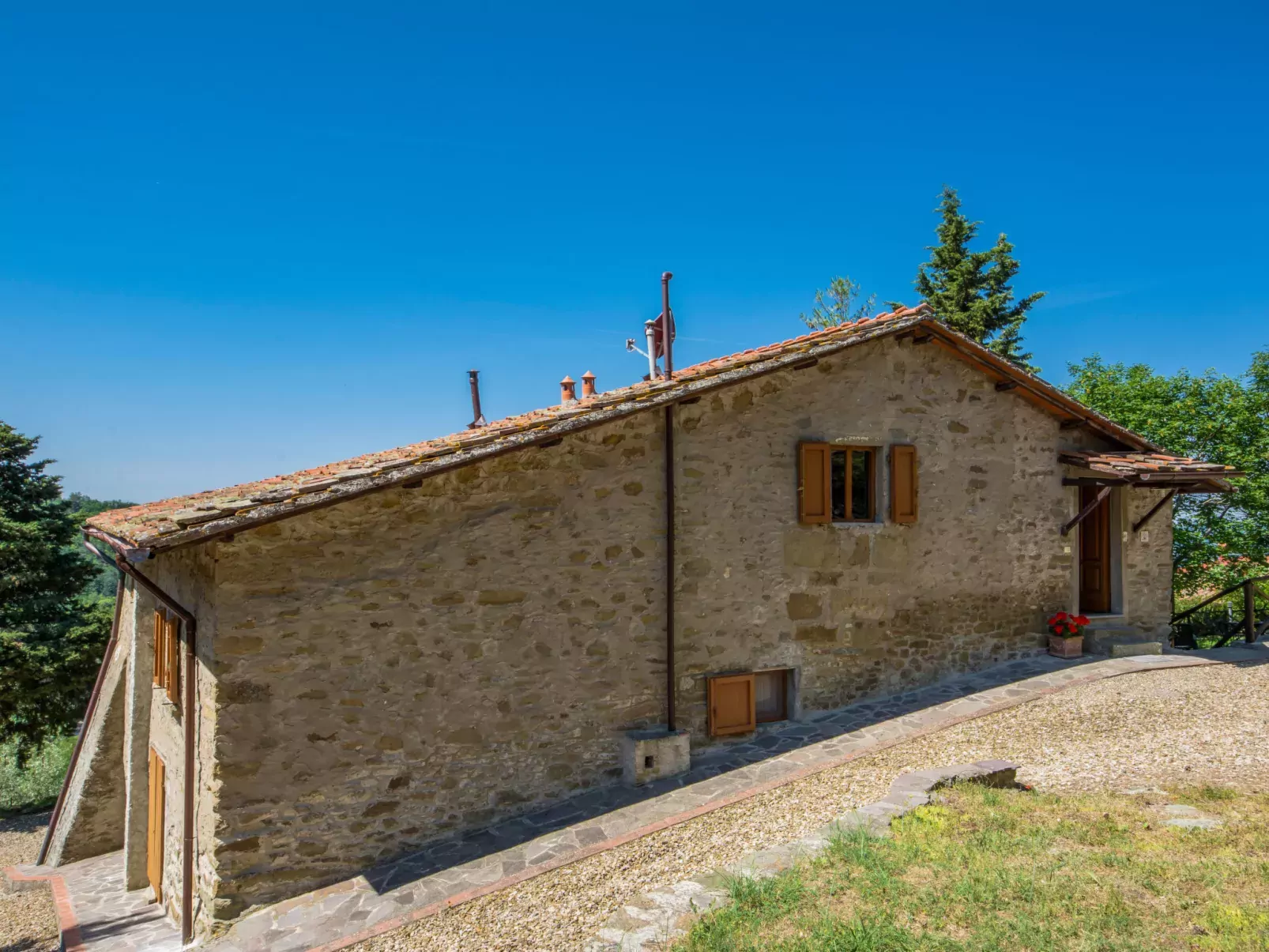 Quercia-Outside