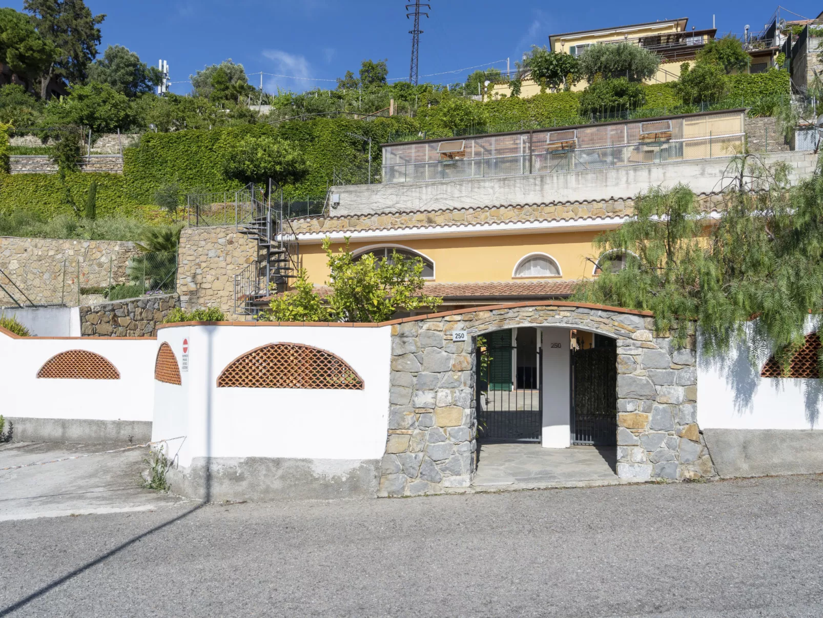 Villa Lamarmora-Outside