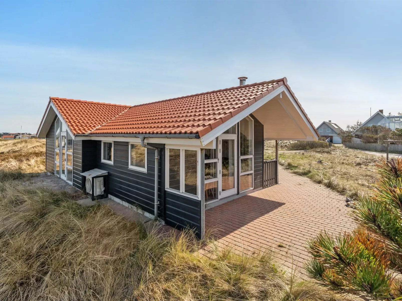 "Øde" - 350m from the sea-Outside