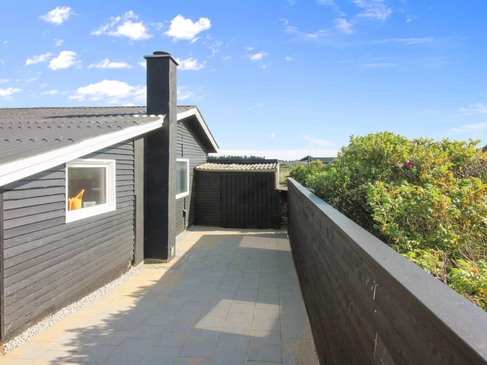 "Jarla" - 250m from the sea-Outside