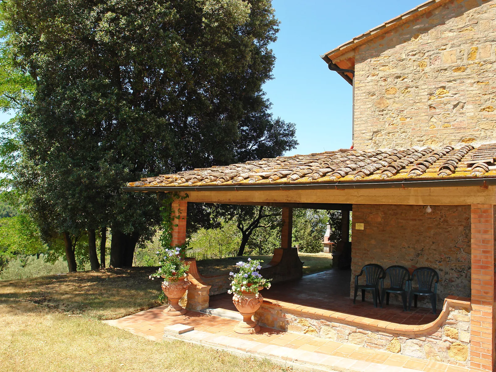 Poggio al Colle-Outside